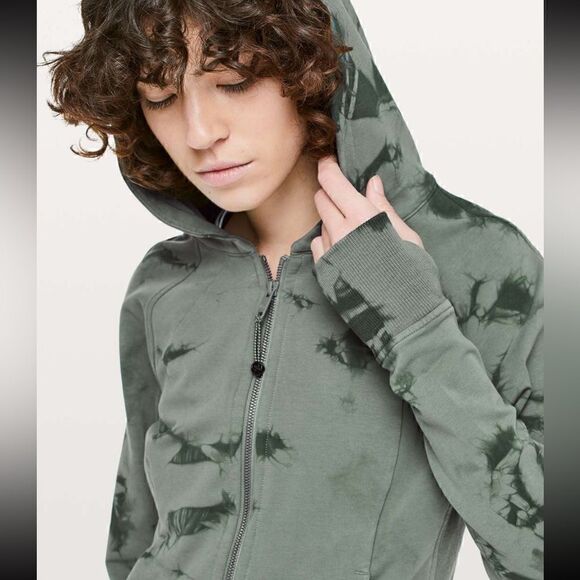 Lululemon Scuba Hoodie - Picture 2 of 11